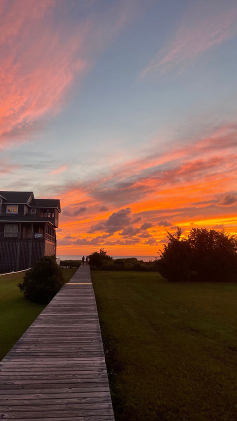 Nature, Outer Banks Place, Small Town Wallpaper, Outer Banks Lifestyle, Outerbanks Aethstetic, Obx Outer Banks Aesthetic, Obx Visuals, Outer Banks Life, Obx Lifestyle