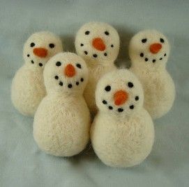 Felted Angel, Felted Snowman, Felt Christmas Tree Decorations, Needle Felted Ornaments, Needle Felting Tutorial, Felt Snowman, Needle Felted Christmas, Needle Felting Tutorials, Felt Christmas Decorations