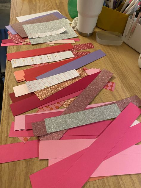 5 Cricut project ideas for your paper scraps Cricut Scraps Ideas, Decorative Cardstock Crafts, Scrap Cardstock Ideas, Scrap Vinyl Projects, Paper Projects With Cricut, Scrap Paper Projects, Cricut Projects Scrapbooking, Cardstock Scraps Ideas, Cricut Scrapbook Paper Projects