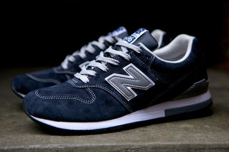 New Balance Beige, Balance Beige, New Balance Runners, New Balance 996, Beige Sneakers, Men Fashion Casual Shirts, Casual Trainers, New Balance Sneakers, Sneakers Men Fashion