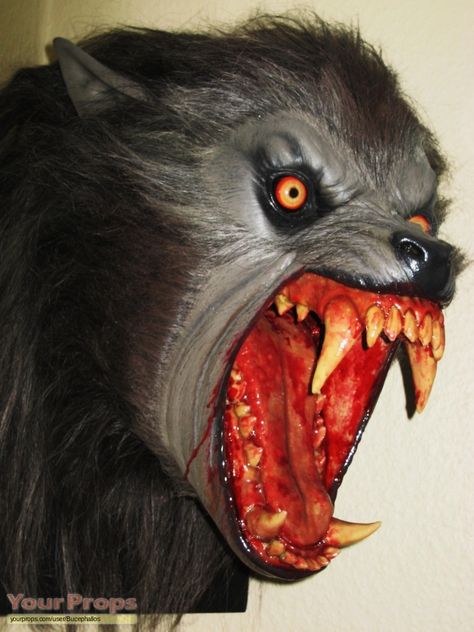 Werewolf Mask, An American Werewolf In London, Lip Lift, Werewolf In London, Monster Makeup, American Werewolf In London, Werewolf Art, Vampires And Werewolves, Famous Monsters