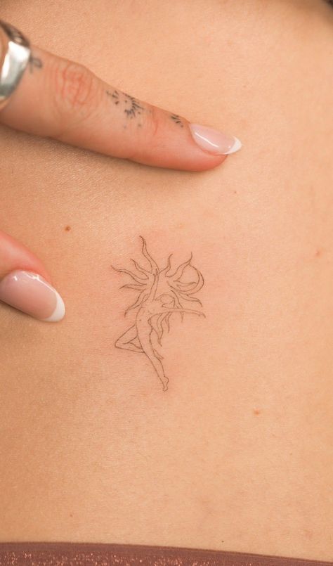 Tattoos About Femininity, Tattoos For Greece, Sun Angel Tattoo, Heliophilia Tattoo, Tattoos For Change, Ethereal Tattoos For Women, Gold Dust Woman Tattoo, Affirmation Tattoos For Women, Sticker Back Tattoo