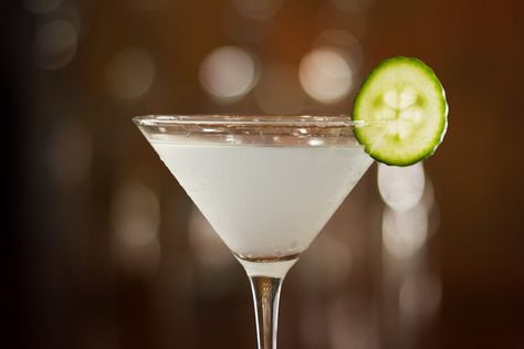 Refreshing with a surprising spicy twist… You could simply create a refreshing cucumber martini, but why on earth stop there if you�’re a spicy food fan? Add in a layer of heat by muddling fresh jalapeño pepper with the cucumber. It adds a surprising spice to this refreshing cocktail that you and your guests no … Jalapeno Martini, Gin Gimlet, Gimlet Recipe, Cucumber Vodka, Ginger Liqueur, Recipe For Teens, Vodka Martini, Wine Stains, Fruity Cocktails