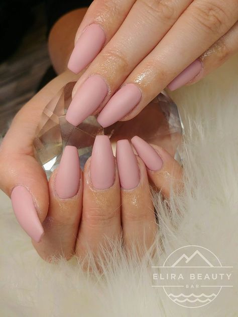 Matte Light Pink Nails Coffin, Pretty Nails Pink Pastel, Pink And White Ombre Nails Matte, Trendy Nails Matte Pink, Matt Pink Acrylic Nails, Matte Blush Nails, Light Pink Matte Acrylic Nails, Matte Pink Nails Almond, Mat Pink Nails