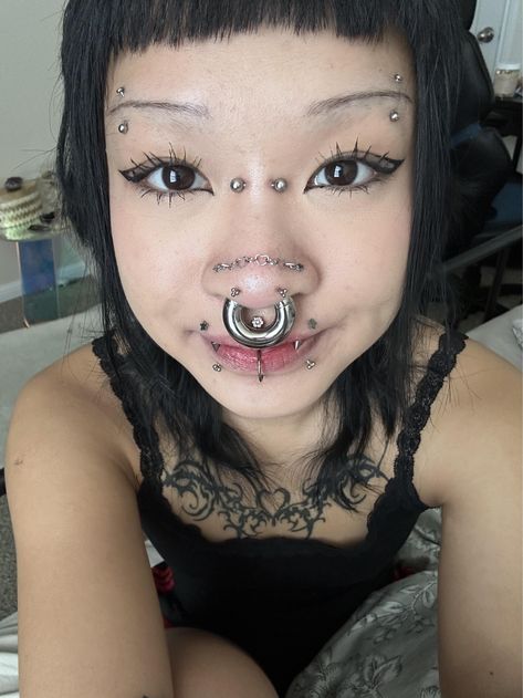 0g Septum, Septum Piercing Aesthetic, Stretched Septum, Bat Ears, Alternative Subcultures, Septum Nose Rings, Piercings For Girls, Alt Outfits, Beautiful Beautiful