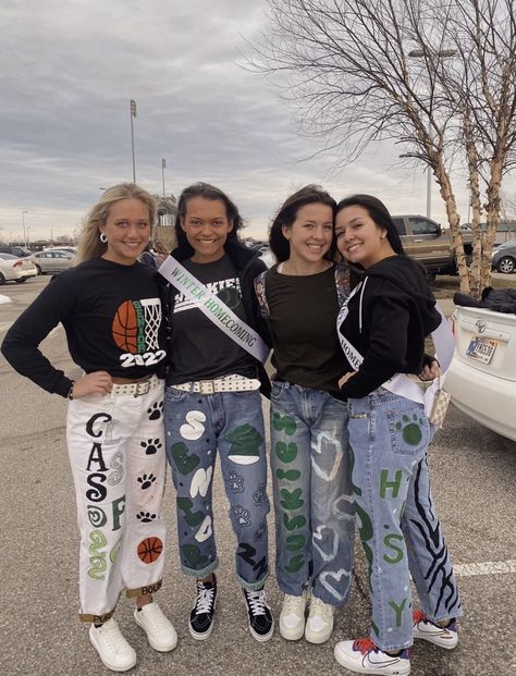 Spirit Week Jeans, Homecoming Pants Ideas, Homecoming Jeans Painted, School Spirit Jeans, Painted Jeans School Spirit, Hoco Jeans Painted, Senior Jeans Ideas, Senior Pants Ideas, Senior Jeans Painted