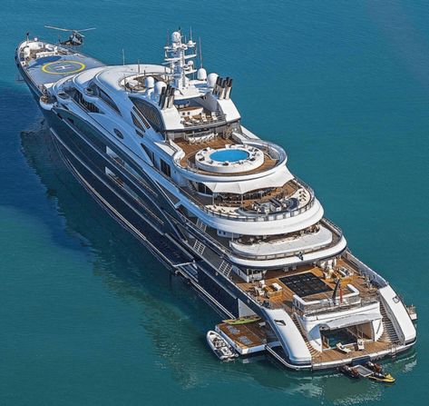 The 20 Most Expensive Yachts in the World in 2019 Most Expensive Yacht, Expensive Yachts, Yacht Aesthetic, Corolla Toyota, Big Yachts, Yacht World, Aristotle Onassis, Sheikh Mohammed, Power Boat