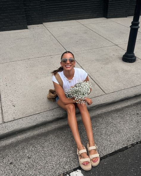 casual but cute outfit idea for looking stylish in the suburbs 😎 baby tee: @asos a-line shorts: @abrandjeans @revolve raffia sandals: @stevemadden tote: @southbeachofficial accessories: @marlynschiff #casualoutfits #casualoutfitideas #jorts #graphictees #stylishinthesuburbs Raffia Sandals, The Suburbs, A Line Shorts, Cute Outfit, Outfit Idea, Baby Tee, Casual Outfit, Infant Tees, Asos