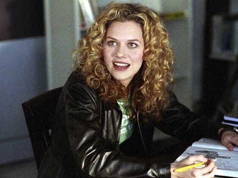 Peyton Sawyer Hair, Hilarie Burton, Red Band Society, Peyton Sawyer, Rock Girl, Tree Hill, One Tree Hill, Fashion Tv, One Tree