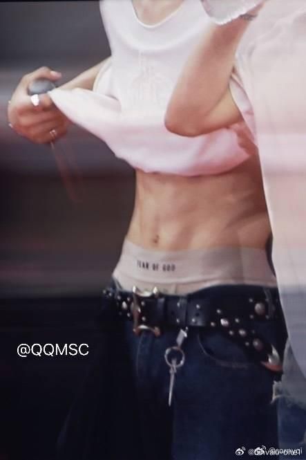 Ni-ki Abs Pictures, Asian Male Model, Kpop Entertainment, The Boy Is Mine, Iconic Photos, Kpop Guys, Boyfriend Pictures, Boyfriend Material, K Pop