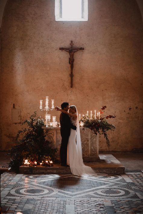 Christian Couples, Catholic Wedding, Future Wedding Plans, Christian Wedding, Wedding Goals, Church Wedding, Dreamy Wedding, Italy Wedding, Fashion Editorial