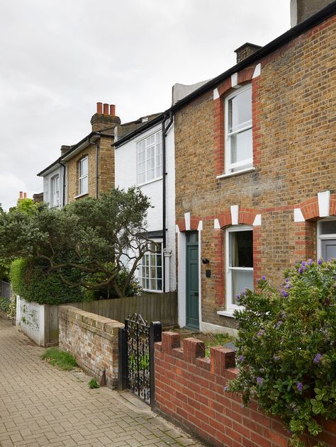 Victorian Terrace House Interior, Small Victorian Terrace House, Small Victorian Terrace Interior, Terraced House Extension, Terraced House Interior, London Cottage, Terrace House Interior, London Terrace House, Victorian Terrace Interior