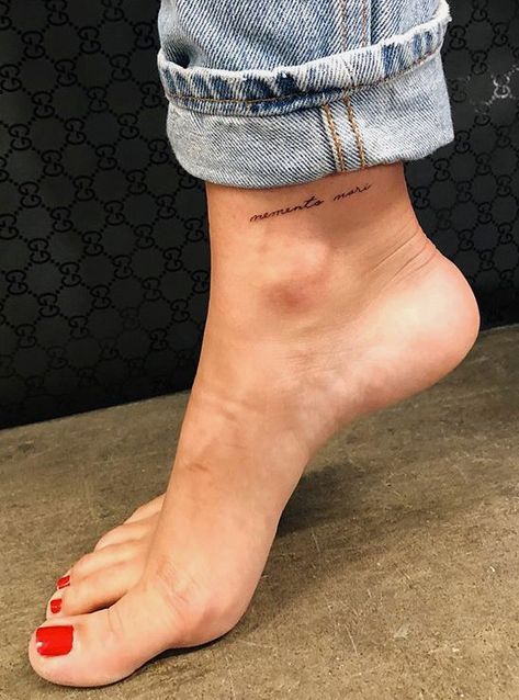 Tiny Foot Tattoos, Tattoo Art Design, Fine Line Tattoo Ideas, Line Tattoo Ideas, Tattoo Tiny, Cursive Tattoos, Ankle Tattoos For Women, Kunst Tattoos, Shape Tattoo