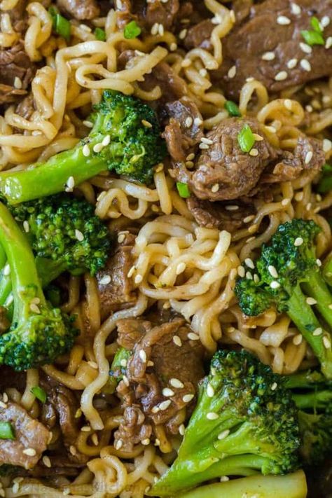 Beef and Broccoli Ramen Stir Fry (VIDEO) - NatashasKitchen.com Broccoli Ramen Stir Fry, Saucy Ramen, Asian Beef Stir Fry, Asian Recipes Beef, Beef And Broccoli Ramen, Stir Fry Ramen Noodles, Broccoli Ramen, Easy Beef Stir Fry, Beef Noodle Stir Fry