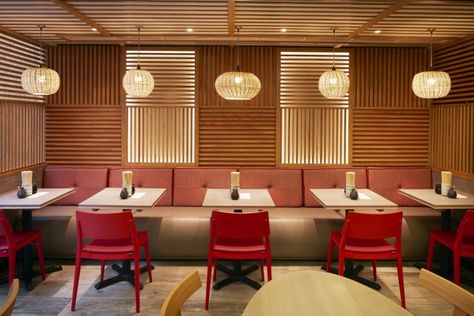 Dim T Asian Restaurant by Design Command, London – UK » Retail Design Blog Asian Restaurant Design, Chinese Restaurant Interior, Chinese Restaurant Design, Japanese Restaurant Interior, Chinese Style Interior, Japanese Restaurant Design, Restaurant Design Inspiration, Restaurant Plan, Asian Restaurant