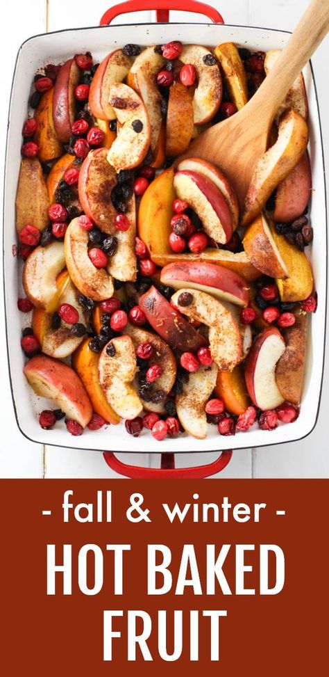 Dessert For Thanksgiving Dinner, Thanksgiving Fruit, Winter Breakfast, Platter Ideas, Dinner Christmas, Spiced Fruit, Baked Pears, Roasted Apples, Dessert Aux Fruits