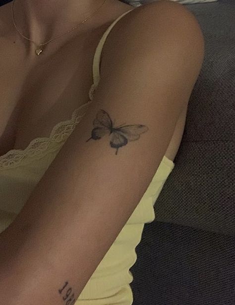 Small Butterfly Tramp Stamp, Cute Tattoo Aesthetic, Butterfly Trio Tattoo, Aesthetic Meaningful Tattoos, Minilistic Tattoos Women, Mika Salamanca Tattoo, Delicate Butterfly Tattoo Designs, Small Butterfly Arm Tattoo, Butterfly Pelvic Tattoo