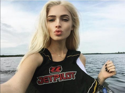 Alena Shishkova Alena Shishkova, White Hair Color, Malibu Barbie, Crop Top Sweater, Cosmetic Surgery, Girls Dream, Blonde Girl, Tank Top Fashion, Blonde