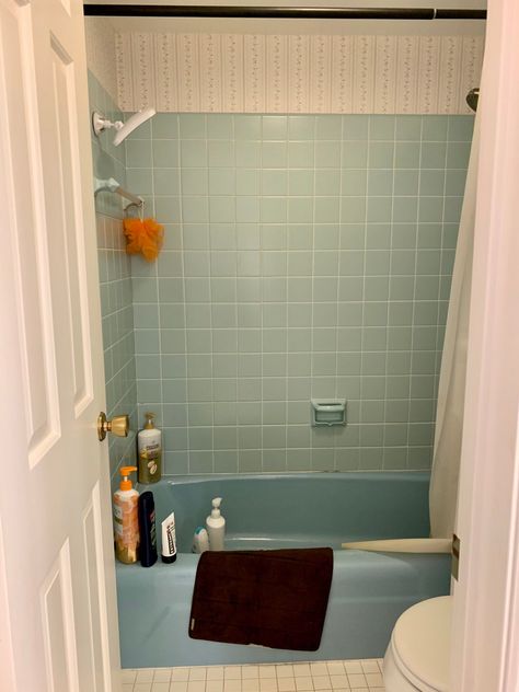 Blue Tiles Bathroom Floor, Blue Tile Retro Bathroom, Bathroom With Blue Bathtub, 1970s Blue Tile Bathroom, Blue Bathroom Suite Retro, Redo Shower Tub Combo, Bathroom Remodel Old House, Update Old Tile Bathroom, French Bathroom Decor Ideas