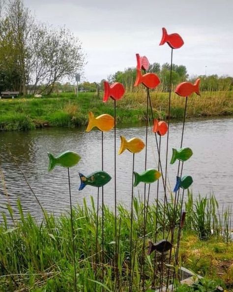 Sensory Garden, Garden Decor Projects, Garden Art Sculptures Diy, Garden Deco, Metal Garden Art, Garden Art Projects, Garden Art Crafts, Garden Art Sculptures, Art Garden