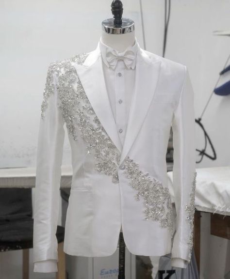 Hi Friends Some Surprise able Thing is waiting for you click on the given below link White Suit Designs Men, Crystal Suit Men, Prom Suits For Men White, Prom Suits For Men Silver, White And Silver Prom Suit, Wolfstar Wedding, Silver Suit For Men, Silver Prom Suits, Inauguration Ideas