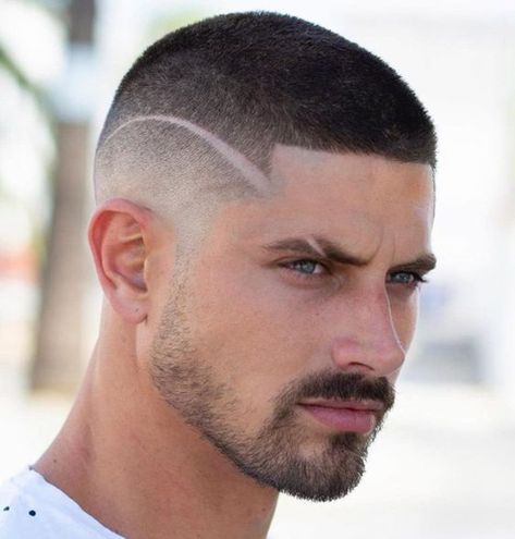 Zero Cut With Stripes Zero Cut Hairstyles For Men, Semi Bald Fade Haircut Men, Mens Wavy Haircuts, Types Of Fade Haircut, Mens Haircuts Straight Hair, Trendy Mens Hairstyles, Short Haircuts For Men, Mens Medium Length Hairstyles, Short Fade Haircut