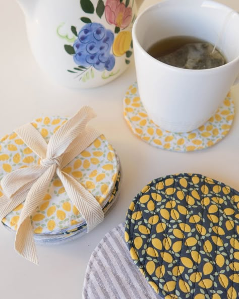 Sew in Full Bloom: Spring Theme Ideas for Your Next Quilt Retreat| Camellia Palms Retreat Center | Florala, Alabama Spring Theme Ideas, Quilt Retreat Ideas, Coaster Patterns, Hantverk Diy, Quilted Coasters, Coaster Pattern, Quilt Retreat, Sewing Machine Projects, Retreat Ideas