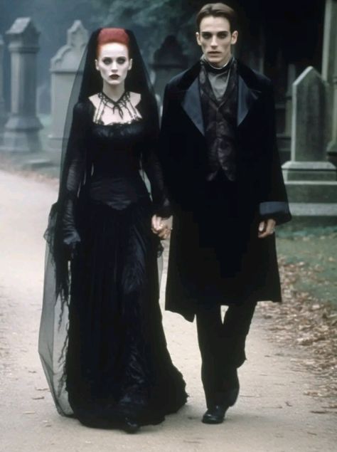 Goth Bride And Groom, Victorian Vampire Couple Costume, Goth Couple Outfits, Dracula Outfit Aesthetic, Witch And Vampire Couple Costume, Vampire Bride And Groom Costume, Edgar Allan Poe Costume, Dracula Aesthetic Outfit, Victorian Vampire Costume Women