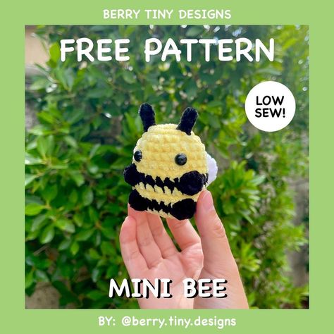 Crochet Arigumi Free Pattern Mini, No Sew Bee Crochet, Diy Crochet Stuffed Animals Easy, Arugami Crochet Pattern Free Christmas, Big Bee Crochet Pattern Free, Chunky Bee Crochet Pattern, Easy Crochet Bee Pattern Free, Tiny Bee Crochet Pattern, Tiny Animal Crochet Pattern Free