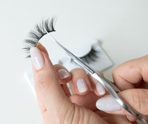 Apply False Eyelashes, Long Hair Clip, Applying False Lashes, Applying False Eyelashes, Silicone Makeup, Eyelash Sets, Makeup Brush Cleaner, How To Clean Makeup Brushes, Eyelash Growth