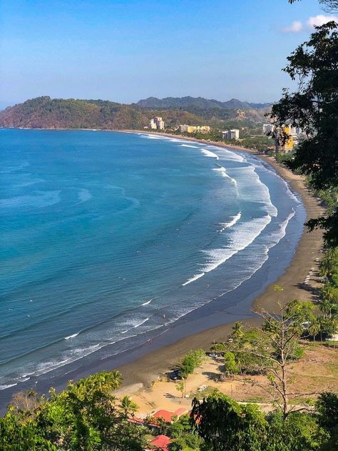 Jaco With Kids Costa Rican Desserts, Tropical Rum Punch, Cheese Empanadas Recipe, Rum Punch Recipe, Jaco Beach Costa Rica, Cheese Empanadas, Rum Punch Recipes, Costa Rica Travel Guide, Punch Recipe