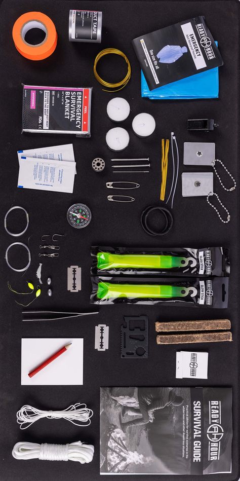 Top Survival Items, Go Bag Ideas, Emergency Kit Home, Car Survival Kits, 72 Hour Emergency Kit, Urban Survival Kit, Survival Pack, Apocalypse Survival Gear, Survival Skills Emergency Preparedness