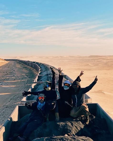 The Sahara Desert, Adventure Aesthetic, Iron Ore, Sleeping Under The Stars, Sahara Desert, How To Go, Cinematic Photography, Train Rides, Train Travel