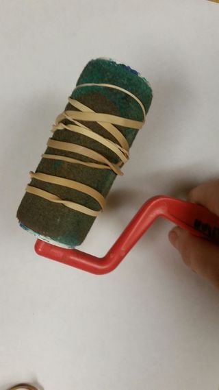 How To Paint Texture, Textured Painting Techniques For Walls, Cool Patterns To Paint, Cool Wall Painting Ideas, Textured Paint Rollers, Mark Making Ideas, Paint Rollers With Designs, Patterned Paint Rollers, Painting Textured Walls