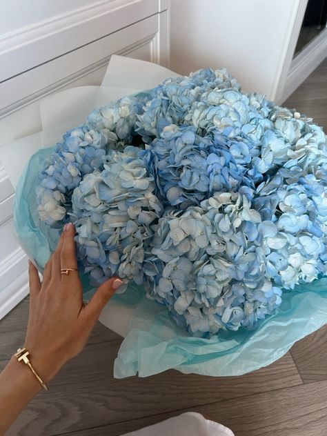 Blue 21st Birthday, 21 Bday, 21st Birthday Decorations, Birthday Party 21, 21st Birthday, Birthday Decorations, Light Blue, Blue And White, Birthday Party