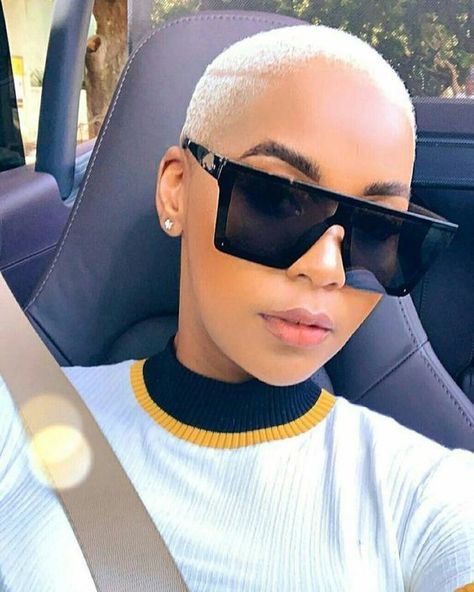 Pixie Haircut Fine, Haircut Fine Hair, Short Bleached Hair, Pixie Haircut Fine Hair, Black Women Short Hairstyles, Short Shaved Hairstyles, Natural Hair Short Cuts, Short Hair Black, Cute Short Haircuts