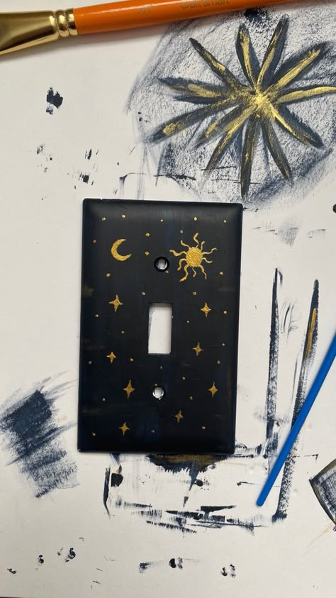 Painting On Light Switch, Moon And Stars Room Aesthetic, Light Switch Cover Painting Ideas, Painting Ideas On Light Switch, Light Switch Art Diy, Painting Outlet Covers Ideas, Diy Painted Light Switch Covers, Painted Outlet Covers Diy, Diy Light Switch Cover Ideas Paint