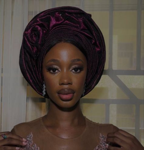 Traditional gele style Gambian Clothes, Latest Gele Styles, Gele Styles, Asoebi Style, Nigerian Dress, Chelsea Wedding, African Inspired Clothing, Aso Ebi Styles, Asoebi Styles