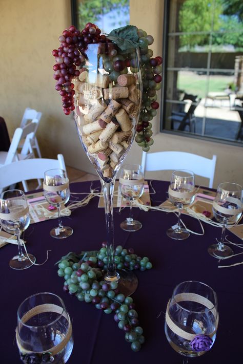 Wine Cork Party Decor, Wine Dinner Table Decor Elegant, Wine Table Centerpieces, Wine Party Balloon Decorations, Wine Themed Party Ideas, Wine Theme Dessert Table, Wine Themed Table Centerpieces, Wine Night Decorations, Cheese And Wine Party Decorations