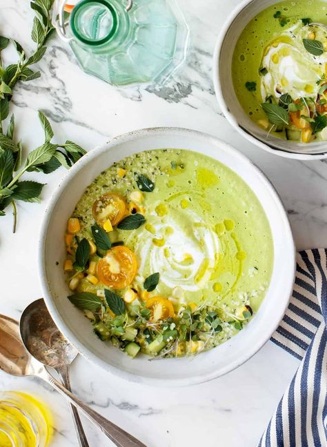 This tangy, spicy cucumber gazpacho recipe is made with charred tomatillos, onions, garlic, jalapeño, lime, and cilantro. It's a super refreshing, cool soup for hot summer days. Make it a meal on its own or serve it with your favorite Mexican dishes! | Love and Lemons #soup #gazpacho #healthyrecipes #mexicanfoodrecipes #cleaneating Tomatillo Gazpacho, Green Gazpacho Recipe, Tomatillo Recipes, Cucumber Gazpacho, Cold Soup Recipes, Gazpacho Recipe, Summer Soup, Green Soup, Cold Soup