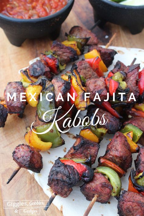 vitaminfresh.net Fajita Kabobs, Mexican Fajitas, Low Carb Mexican, Kabob Recipes, Paleo Beef, Low Carb Lunch, Low Carb Chicken, Meat Lovers, Mexican Recipes