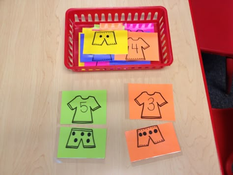 Preschool my clothes theme number math activity- we could change the theme but the matching idea is nice Preschool Clothes, Clothes Study, Creative Curriculum Preschool, Clothing Study, Clothing Themes, Prek Math, Creative Curriculum, Math Activity, Math Activities Preschool