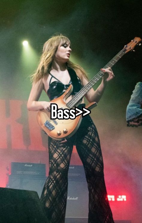 Bass bass guitar aesthetic whisper rockstar maneskin Cat Playing Bass Guitar, Bass Girl Aesthetic, Bassist Quotes, Bass Guitar Wallpaper, Bass Player Aesthetic, Bass Outfits, Bass Guitar Aesthetic, Vic Core, Bass Aesthetic