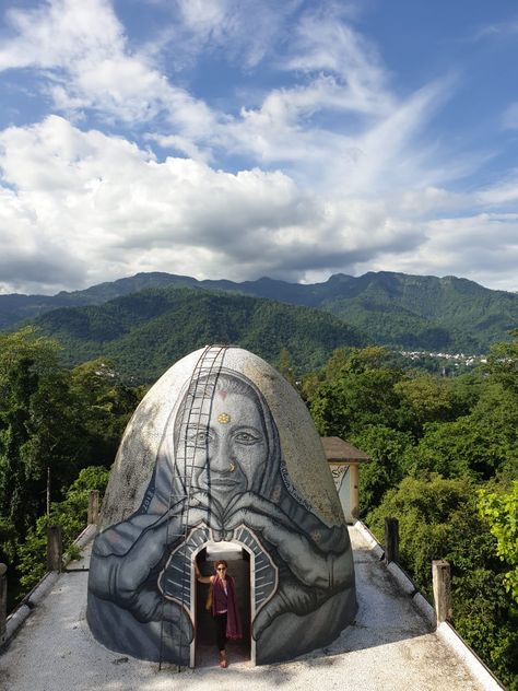 Beatles’s ashram 💖 Hindu Ceremony, Haridwar, Dehradun, Rishikesh, Indian Aesthetic, West Bengal, Cloud Gate, Himalayan, Travel Pictures