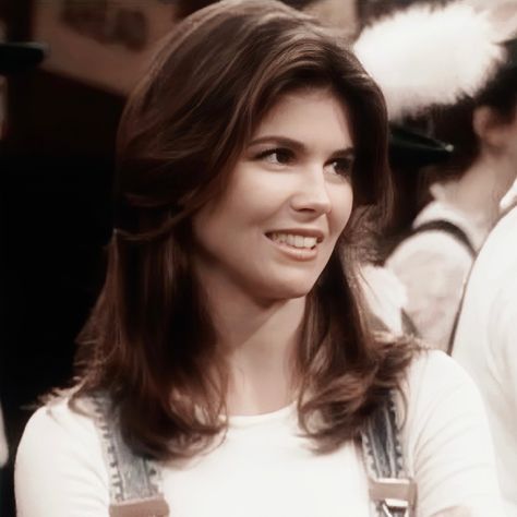 rebecca donaldson | full house Aunt Becky Hair, Becky Katsopolis, Lori Loughlin Hair, Midi Hair, Rebecca Donaldson, Rachel Green Hair, Sarah Gadon, Olivia Jade, Lori Loughlin