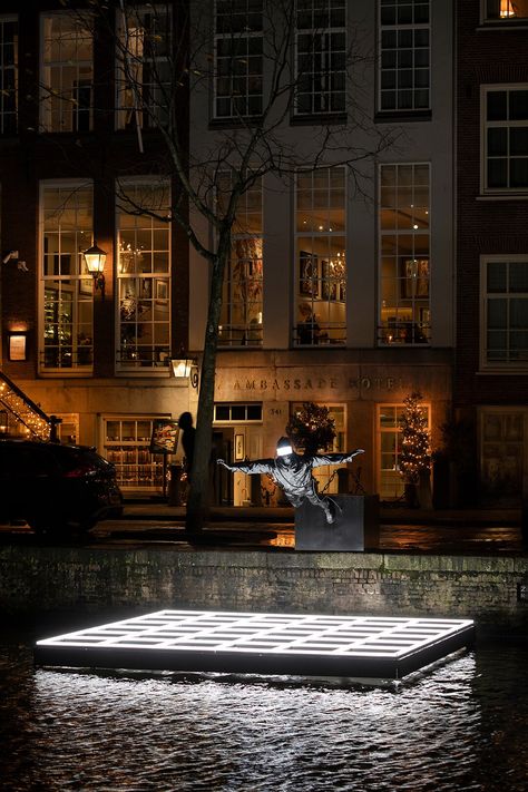 Amsterdam Light Festival 2023 converges art, technology, and AI in its 12th edition Amsterdam Light Festival, Amsterdam Winter, Light Festival, Festival Image, Festival 2023, Interactive Installation, Winter Festival, Art Technology, Victoria And Albert Museum