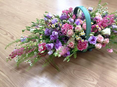 All things natural, gently placed in this trug. Trug Flower Arrangements, Emily Knight, Spring Flower Arrangements Centerpieces, Garden Trug, Valentine Flower Arrangements, Sympathy Floral, Basket Flower Arrangements, Basket Flowers, Floral Art Arrangements