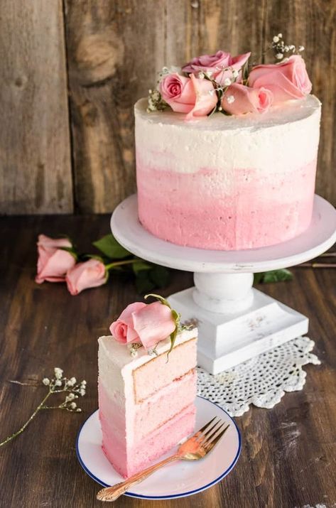 Strawberry Pink Ombre Cake - Oh Sweet Basil Pink Ombre Cake, Diy Dessert, Baby Shower Cakes Girl, Strawberry Cake Recipes, Homemade Frosting, Ombre Cake, Strawberry Pink, Sweet Basil, Kue Ulang Tahun