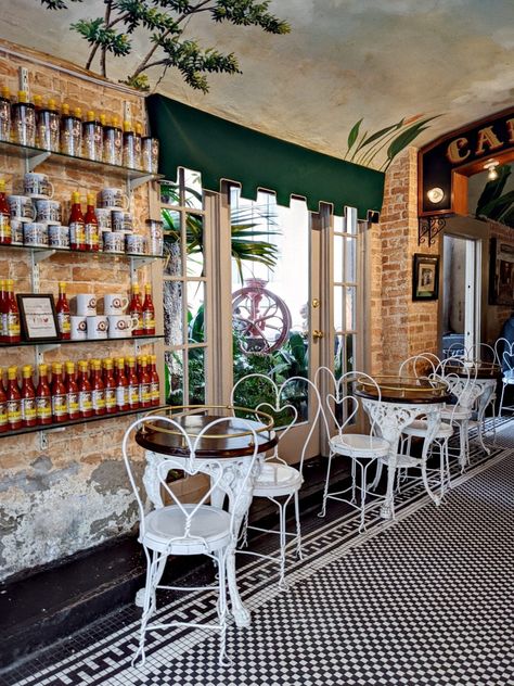 Our Favorite New Orleans Cafes & Restaurants - Heart for Wander New Orleans Cafe, New Orleans Interior Design, New Orleans Apartment, New Orleans Bars, New Orleans Decor, Restaurants In New Orleans, Cafe Exterior, Downtown New Orleans, Distressed Walls