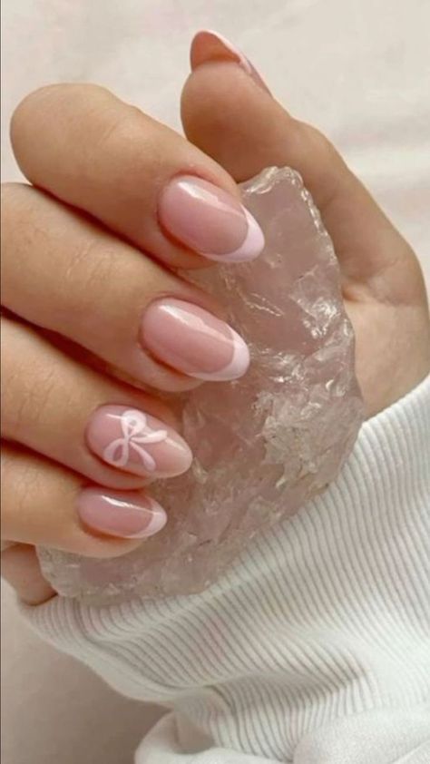 Nails With White Tips, Short Fall Nail Designs, Short Fall Nail, Pink Spring Nails, Nails With White, Popular Nail Art, White Tips, Trendy Shades, Cute Simple Nails